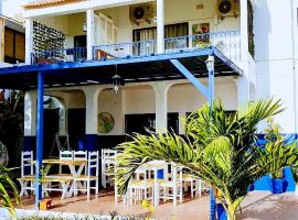 Kelly Guest House, hotel sa Praia