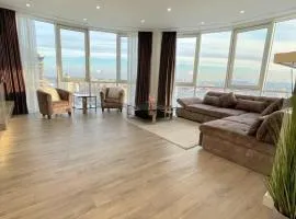 VIP Apartment 120m2 with Panoramic windows, 22 floor. OBOLON