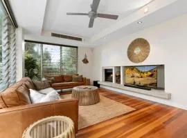Sanctuary at Sunshine Beach - Tranquil Private Pool