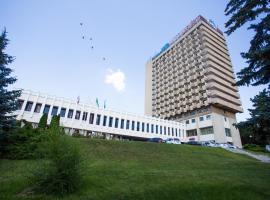 Inturist Hotel, hotel in Pyatigorsk