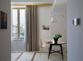 Corso Novara 5 Design Apartments, apartment in Naples