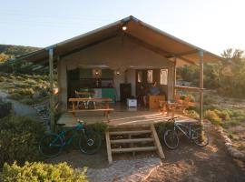 AfriCamps Klein Karoo, hotel v destinaci Oudtshoorn