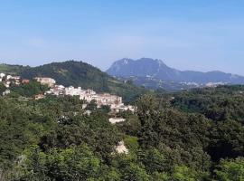 Le due Rive, parkolóval rendelkező hotel Tufo városában