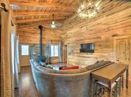 Woodsy Mountain Cabin 2 Mi to Angel Fire Resort!