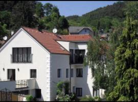 Pension Artstetten, hotel em Artstetten