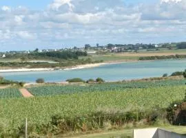 Appartement dans gîte vue mer et campagne