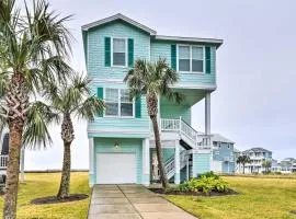 Steps to Ocean! Breezy Galveston House w/ 2 Decks