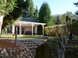 Ferienhaus mit schoenem Garten in Parchim, hotel em Parchim