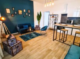 NG SuiteHome - Lille I Tourcoing Winoc - Appartement T2 - Netflix - Wifi - Cuisine - Parking gratuit, hotell i Tourcoing