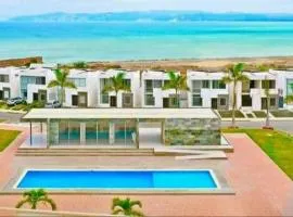 CASA EN Urbanización PRIVADA MARINA BAY-MIRADOR PUNTA BLANCA