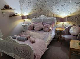 Siobhan's abode 2 Deluxe doubles n large single