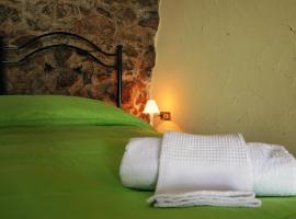 Il Castello, hotel v destinaci Viggiano