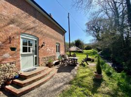 The Teddy House, holiday rental in Ottery Saint Mary