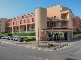 NH Lecco Pontevecchio – hotel w mieście Lecco