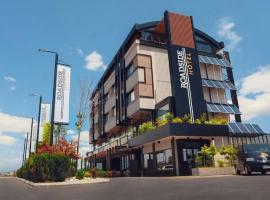 Roadside Hotel, hotel v destinaci Pristina