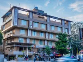 Hotel Pleasant Lake