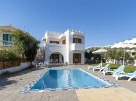 3 bedrooms villa with private pool enclosed garden and wifi at Kolympia 1 km away from the beach