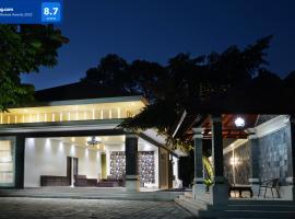 Villa Sanlias: Bogor şehrinde bir otel