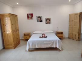 Unique Owl Apartments, hotel v destinaci Sanyang