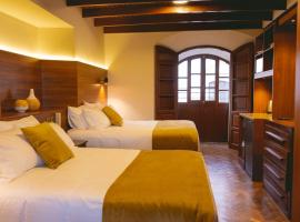 San Juan Suites, guest house in Sucre