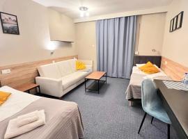 Hotel Otomin: Otomin şehrinde bir otel