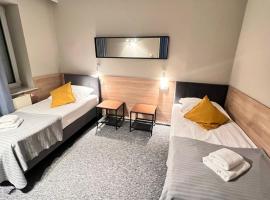 Hotel Otomin, готель у місті Отомін