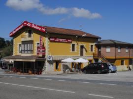 Posada La Bolera, hotel dengan parkir di Anero