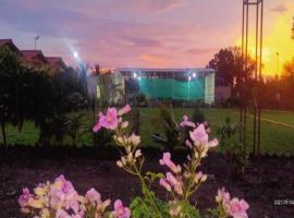 SPOT ON 84130 Yugankur Agroturism: Shirdi şehrinde bir otel