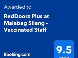 RedDoorz Plus at Malabag Silang, Hotel in Silang
