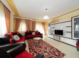 Pleasant Villa with Shared Pool near Sea in Alanya, Antalya, hotel in Avsallar