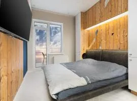 NEW Romantic sea-view studio by Odessa beach
