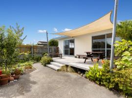 Tamatea Pearl - Napier Holiday Home, ξενοδοχείο σε Taradale Town District