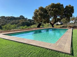 Casa rural en una finca de 300 ha reg 49426