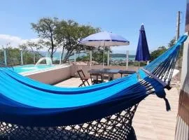 CASA COM PISCINA e VISTA PARA O MAR - Porto Belo-SC Bombinhas-SC