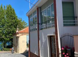 Casa CERIOLO L & E, vacation home in Bussana Nuova