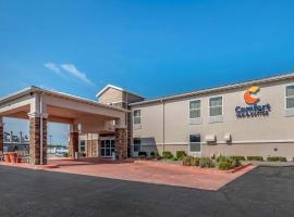 Comfort Inn & Suites Junction City - near Fort Riley, hotel a Junction City