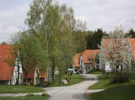 Theater- und Feriendorf Königsleitn, hotel v destinaci Litschau