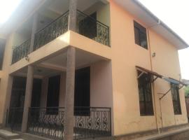 Vervet Villa Fully Furnished Appartment, hotel a Namugongo