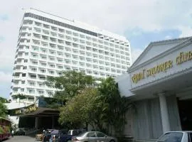 Royal Twins Palace Hotel