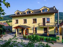 Penzión Pod Babou, guest house in Omšenie