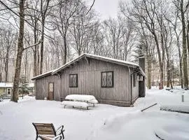 Near Skiing Pocono Lake Cabin with Screened Patio