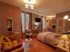 Hotel Oh Sevres Autrement, serviced apartment in Sèvres