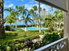 La Dolce Vita Beachfront Apt 2, Ferienwohnung mit Hotelservice in Las Terrenas
