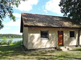 Holiday House in Szczecin at the lake with parking space for 4 persons – domek wiejski w Szczecinie