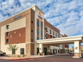 Comfort Suites Scottsdale Talking Stick Entertainment District, hotell i Scottsdale