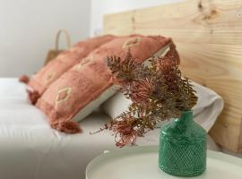 Housingleon- Camino de Santiago by Bike I y II, hotel v destinaci León