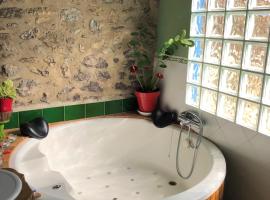 Rustic Oh, casa para grupos, hotel i Chert