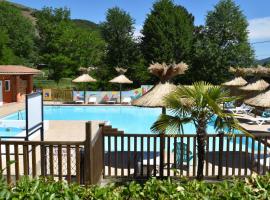 Camping Calme et Nature Iserand, glamping site in Vion