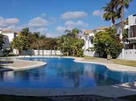 A Golf & Beach chez Pascale et Alain, ξενοδοχείο κοντά σε Γήπεδο γκολφ Alcaidesa Links, Alcaidesa