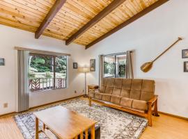 E Komo Mai Retreat Ohana, ξενοδοχείο σε Volcano